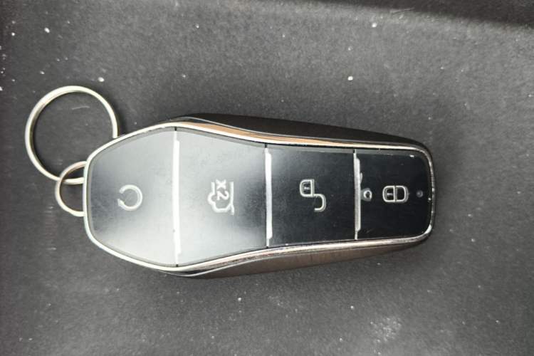 Used BYD Song L DM-i 2024 112 km Leading Edition Vehicle Key
