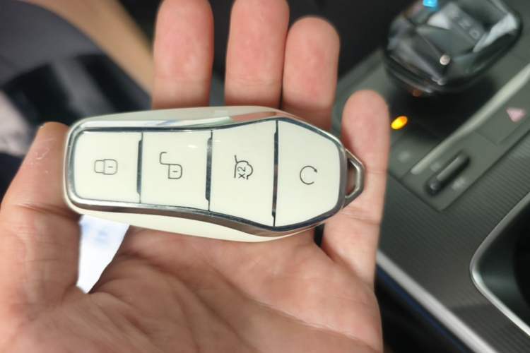 Used BYD Song L DM-i 2024 160km Beyond Edition Vehicle Key