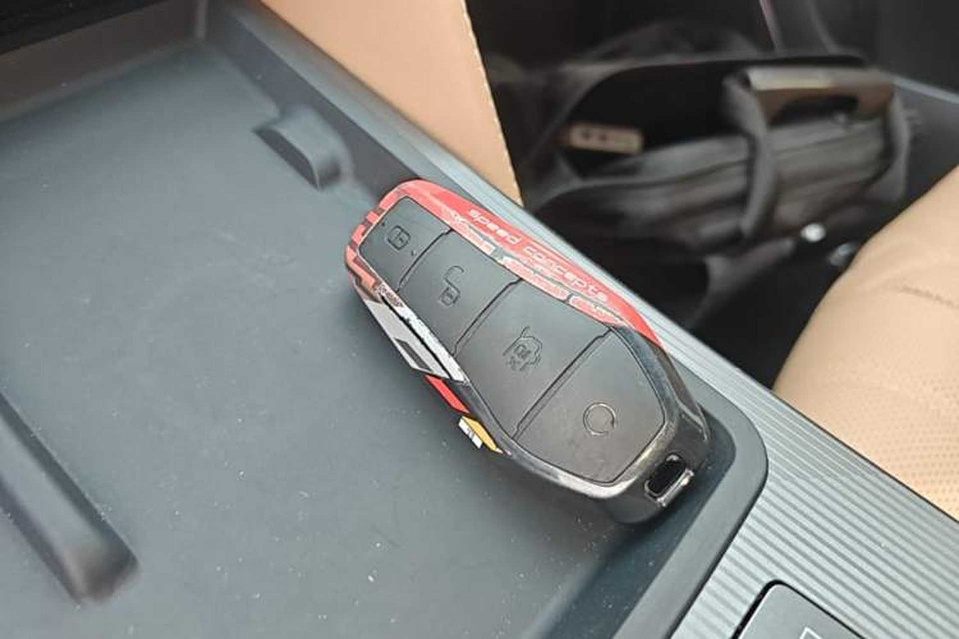 Used BYD Song L DM-i 2024 112 km Beyond Edition Vehicle Key
