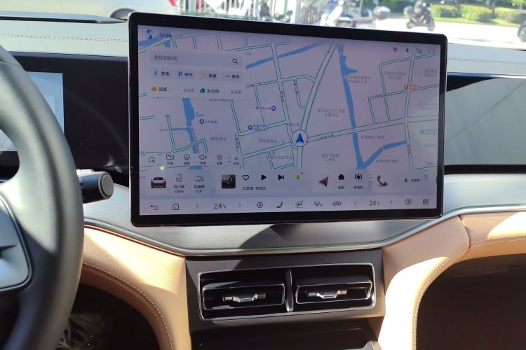 Used BYD Song L DM-i 2025 Intelligent Driving Version 160 km Beyond-Range Type Audio And AC Panel