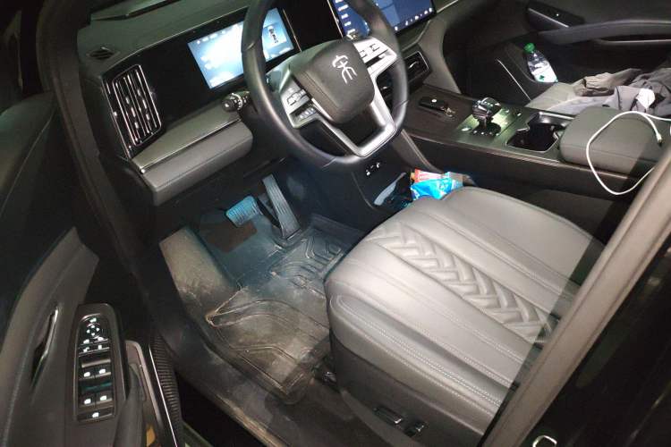 Used BYD Song L DM-i 2025 Intelligent Driving Version 160 km Beyond-Range Type Driver Seat