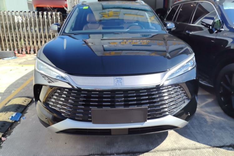 Used BYD Song L DM-i 2025 Intelligent Driving Version 160 km Beyond-Range Type Front