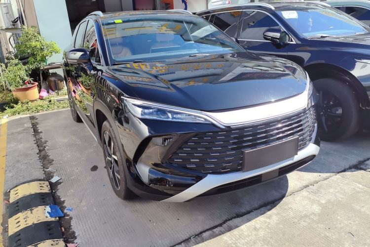 Used BYD Song L DM-i 2025 Intelligent Driving Version 160 km Beyond-Range Type Front Right 45 Deg