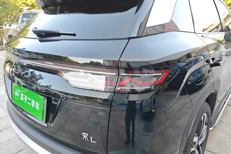 Used BYD Song L DM-i 2025 Intelligent Driving Version 112 km Leading Trim Right Rear Taillight