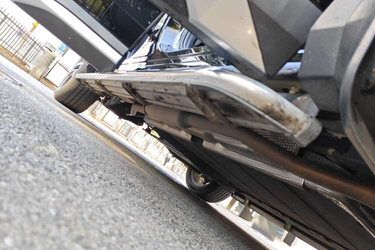 Used BYD Song L DM-i 2025 Intelligent Driving Version 112 km Leading Trim Right Side Sill