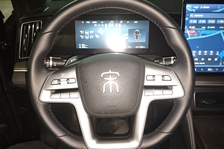 Used BYD Song L DM-i 2025 Intelligent Driving Version 160 km Beyond-Range Type Steering Wheel