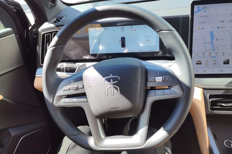 Used BYD Song L DM-i 2025 Intelligent Driving Version 160 km Beyond-Range Type Steering Wheel
