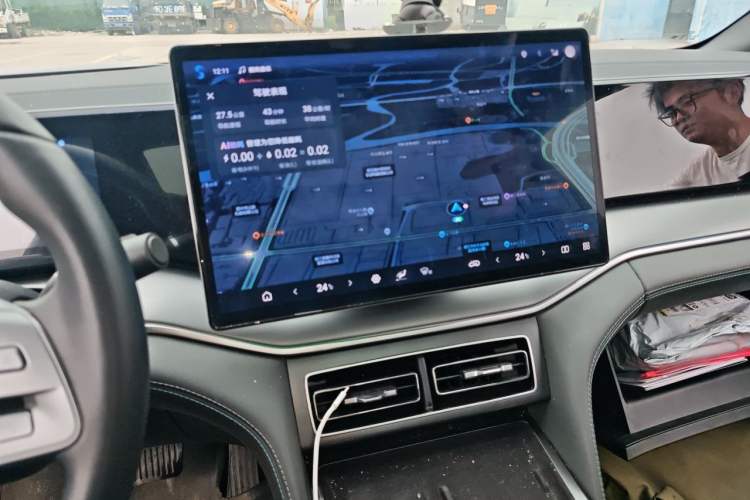 Used BYD Song L DM-i 2025 Intelligent Driving Version 112 km Beyond-Range Type Audio And AC Panel