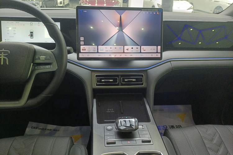 Used BYD Song L DM-i 2025 Intelligent Driving Version 160 km Beyond-Range Type Audio And AC Panel
