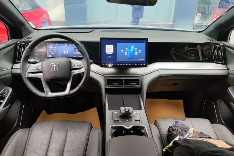 Used BYD Song L DM-i 2025 Intelligent Driving Version 112 km Leading Trim Center Console