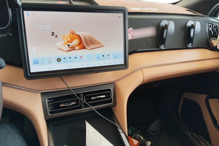 Used BYD Song L DM-i 2025 Intelligent Driving Version 112 km Leading Trim Center Console