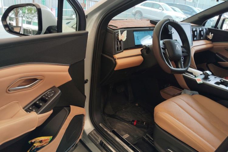 Used BYD Song L DM-i 2025 Intelligent Driving Version 112 km Leading Trim Driver Seat