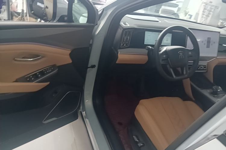 Used BYD Song L DM-i 2025 Intelligent Driving Version 112 km Beyond-Range Type Driver Seat