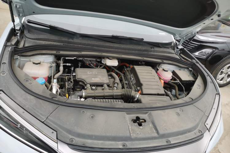 Used BYD Song L DM-i 2025 Intelligent Driving Version 160 km Excellence Edition Engine Bay
