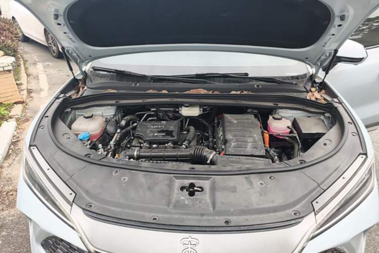 Used BYD Song L DM-i 2025 Intelligent Driving Version 112 km Leading Trim Engine Bay