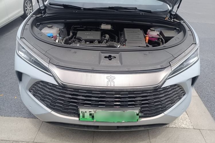 Used BYD Song L DM-i 2025 Intelligent Driving Version 160 km Beyond-Range Type Engine Bay