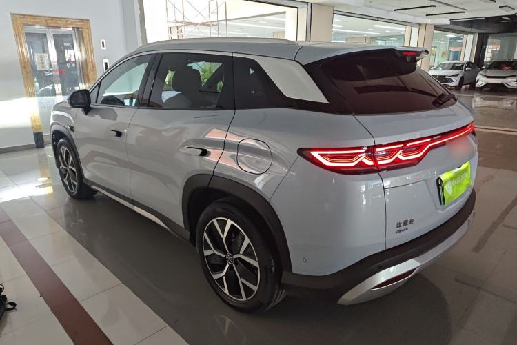 Used BYD Song L DM-i 2025 Intelligent Driving Version 160 km Beyond-Range Type Exterior 2