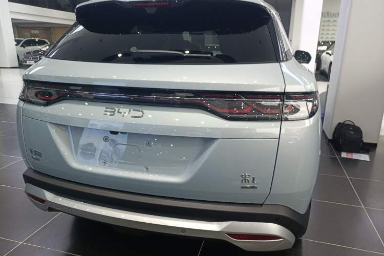 Used BYD Song L DM-i 2025 Intelligent Driving Version 160 km Beyond-Range Type Exterior 4