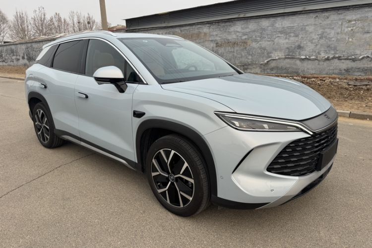 Used BYD Song L DM-i 2025 Intelligent Driving Version 160 km Beyond-Range Type Exterior 5