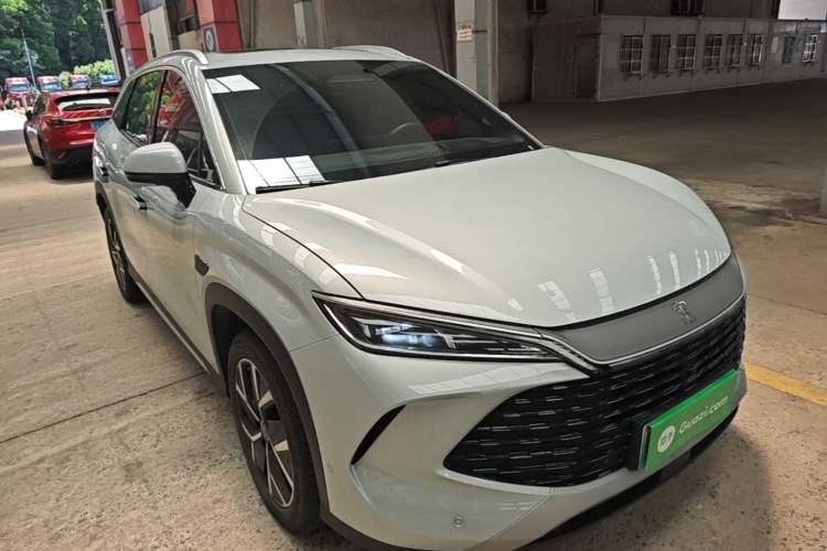 Used BYD Song L DM-i 2025 Intelligent Driving Version 160 km Beyond-Range Type Front Right 45 Deg