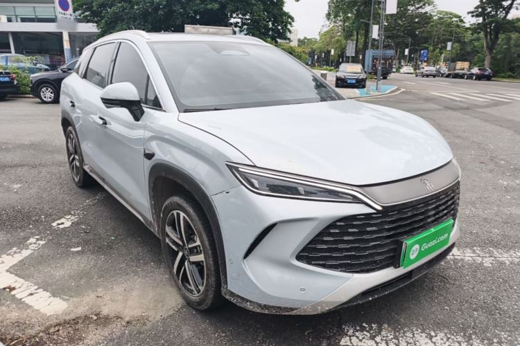 Used BYD Song L DM-i 2025 Intelligent Driving Version 112 km Leading Trim Front Right 45 Deg