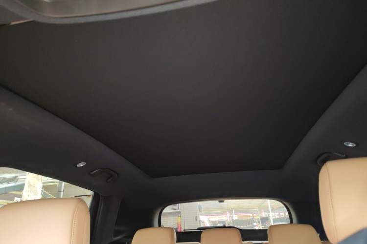Used BYD Song L DM-i 2025 Intelligent Driving Version 160 km Beyond-Range Type Headliner