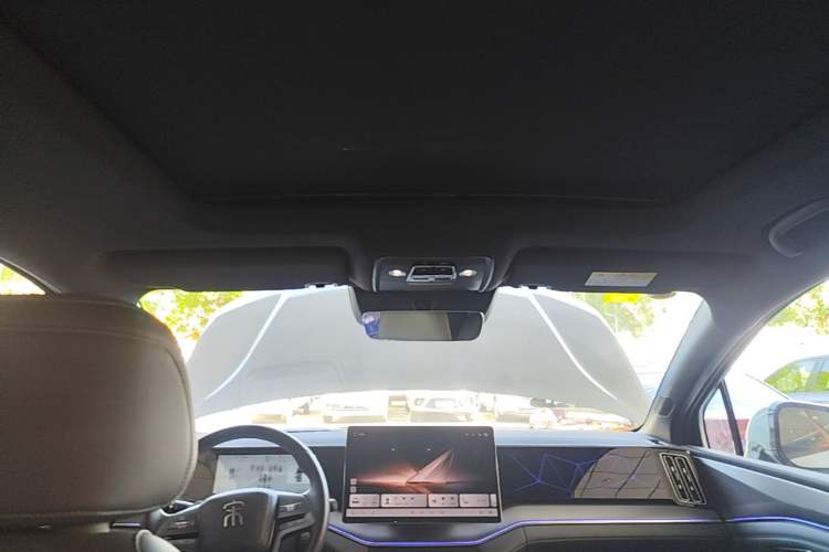 Used BYD Song L DM-i 2025 Intelligent Driving Version 160 km Beyond-Range Type Headliner