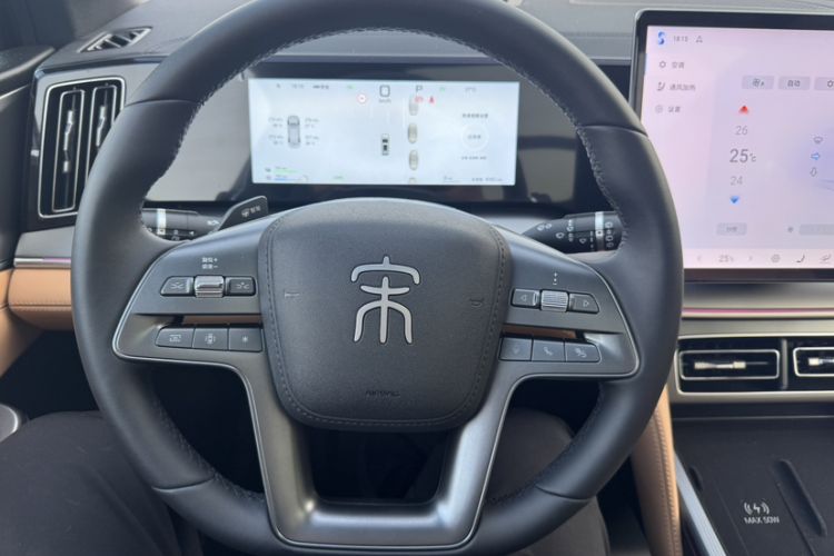 Used BYD Song L DM-i 2025 Intelligent Driving Version 160 km Beyond-Range Type Interior 12