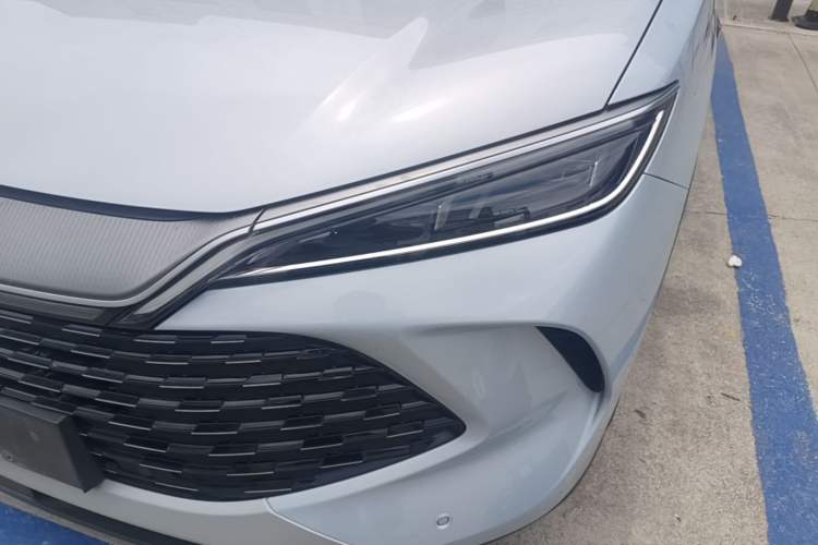 Used BYD Song L DM-i 2025 Intelligent Driving Version 160 km Beyond-Range Type Left Front Headlight