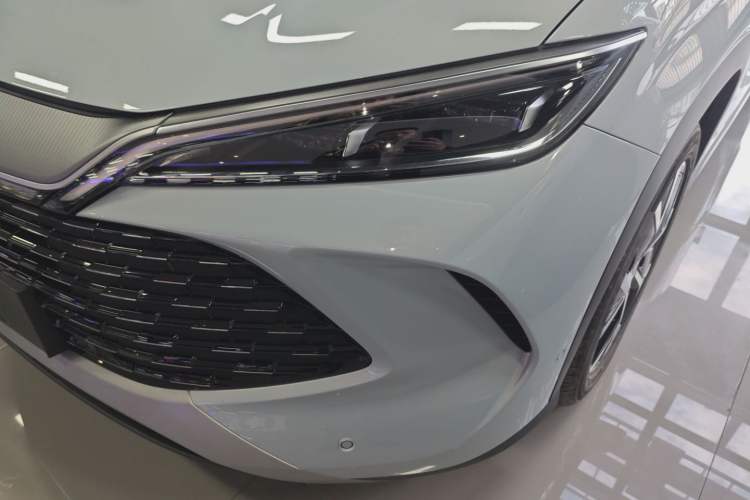 Used BYD Song L DM-i 2025 Intelligent Driving Version 160 km Beyond-Range Type Left Front Headlight