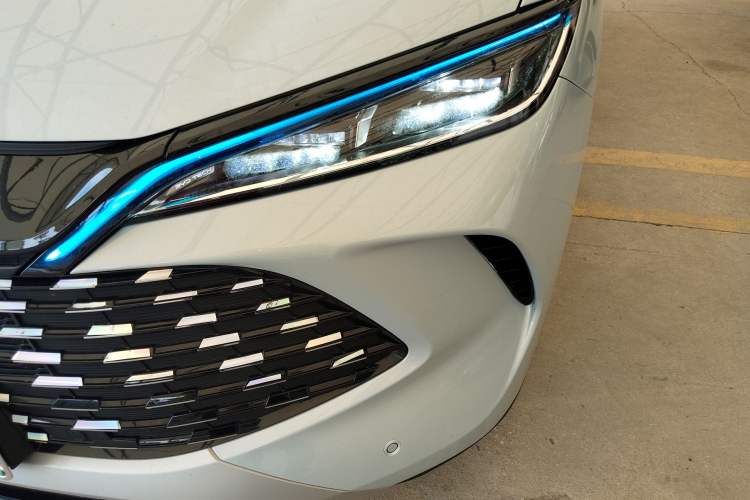 Used BYD Song L DM-i 2025 Intelligent Driving Version 112 km Leading Trim Left Front Headlight
