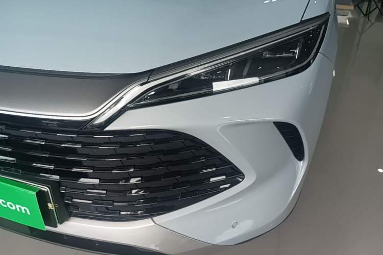 Used BYD Song L DM-i 2025 Intelligent Driving Version 112 km Beyond-Range Type Left Front Headlight