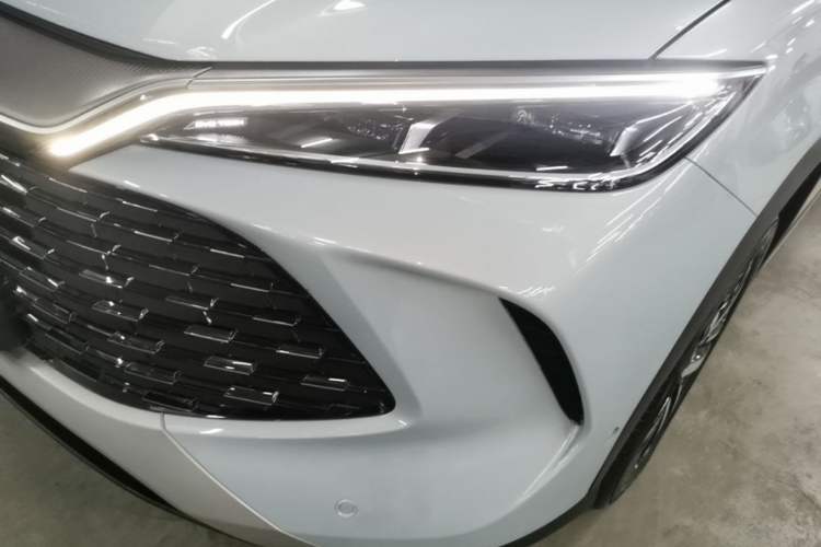 Used BYD Song L DM-i 2025 Intelligent Driving Version 112 km Beyond-Range Type Left Front Headlight
