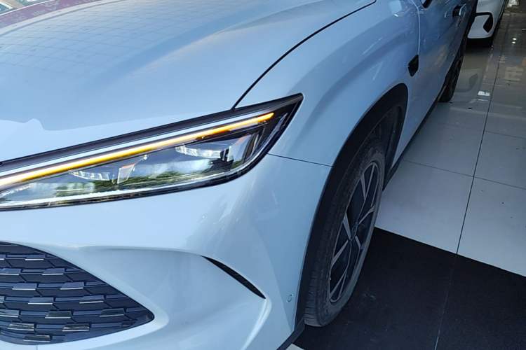 Used BYD Song L DM-i 2025 Intelligent Driving Version 160 km Beyond-Range Type Left Front Headlight