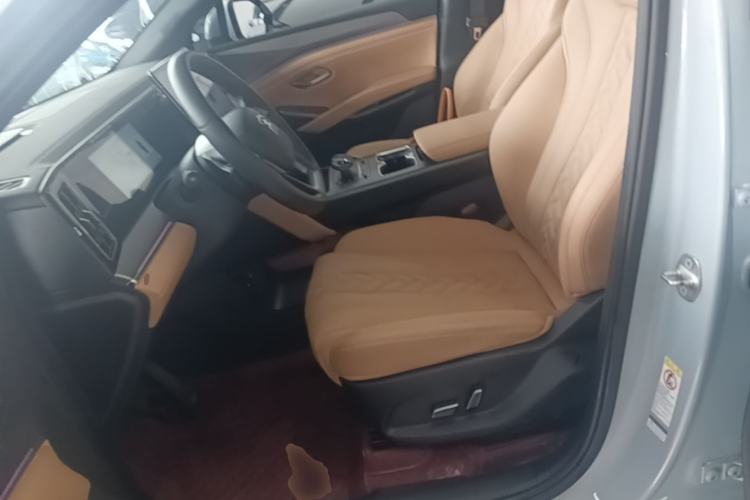 Used BYD Song L DM-i 2025 Intelligent Driving Version 112 km Beyond-Range Type Left Front Seat