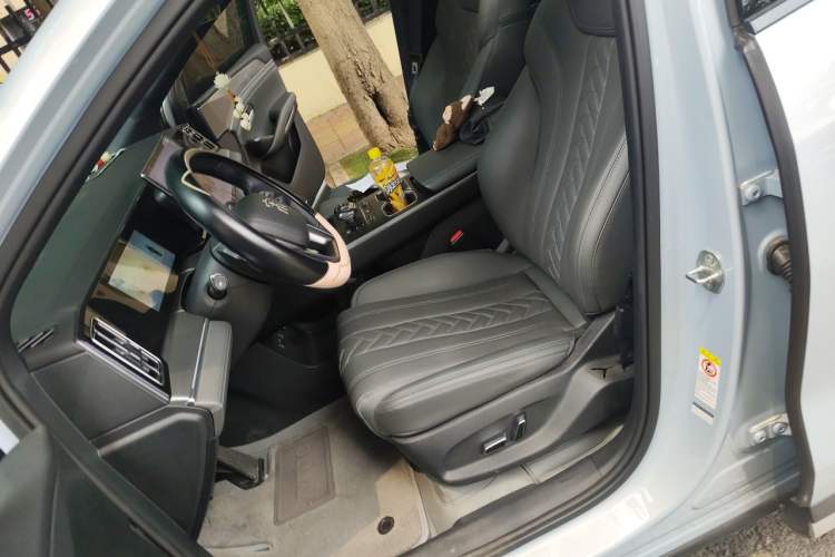 Used BYD Song L DM-i 2025 Intelligent Driving Version 112 km Beyond-Range Type Left Front Seat