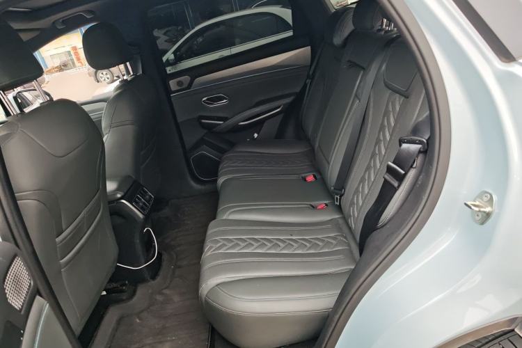 Used BYD Song L DM-i 2025 Intelligent Driving Version 112 km Beyond-Range Type Left Rear Seat