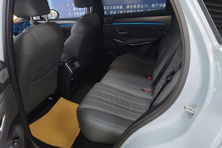 Used BYD Song L DM-i 2025 Intelligent Driving Version 160 km Beyond-Range Type Left Rear Seat