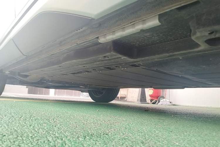 Used BYD Song L DM-i 2025 Intelligent Driving Version 160 km Beyond-Range Type Left Side Sill
