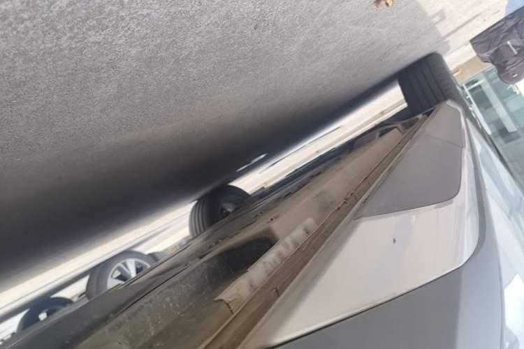 Used BYD Song L DM-i 2025 Intelligent Driving Version 160 km Beyond-Range Type Left Side Sill