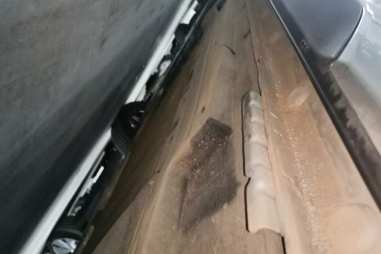 Used BYD Song L DM-i 2025 Intelligent Driving Version 112 km Beyond-Range Type Left Side Sill