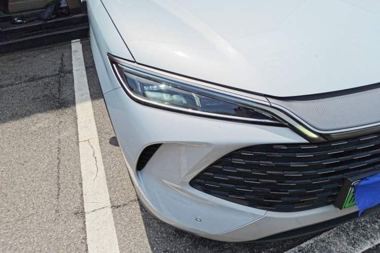 Used BYD Song L DM-i 2025 Intelligent Driving Version 160 km Beyond-Range Type Right Front Headlight