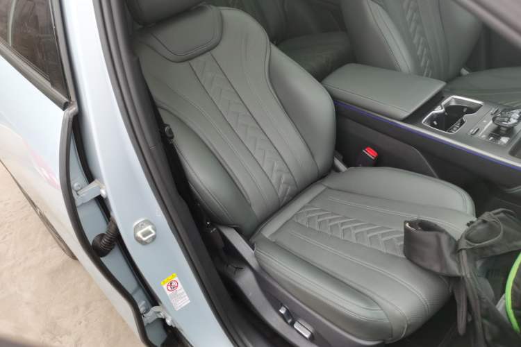 Used BYD Song L DM-i 2025 Intelligent Driving Version 160 km Excellence Edition Right Front Seat