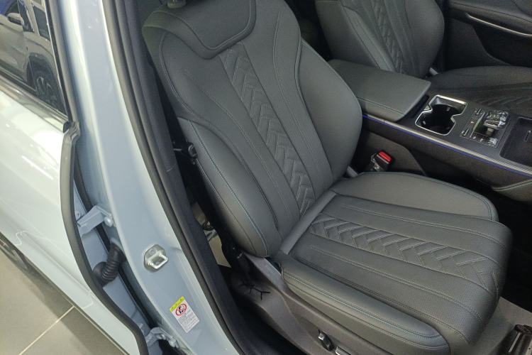 Used BYD Song L DM-i 2025 Intelligent Driving Version 160 km Beyond-Range Type Right Front Seat