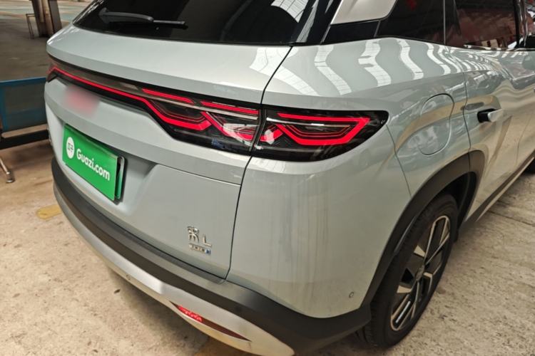 Used BYD Song L DM-i 2025 Intelligent Driving Version 160 km Beyond-Range Type Right Rear Taillight