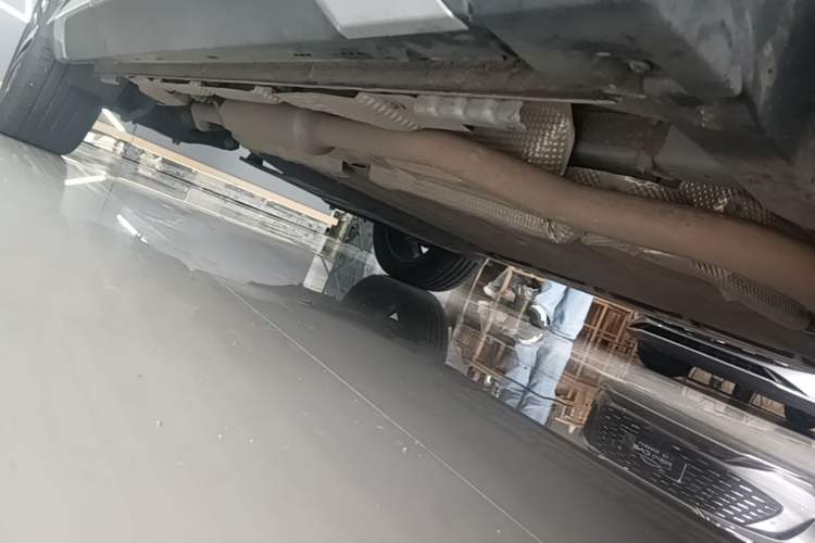 Used BYD Song L DM-i 2025 Intelligent Driving Version 112 km Beyond-Range Type Right Side Sill