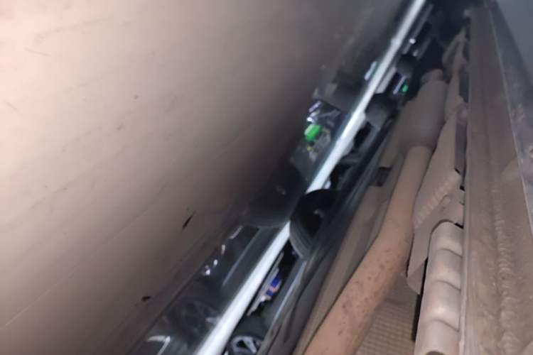 Used BYD Song L DM-i 2025 Intelligent Driving Version 160 km Beyond-Range Type Right Side Sill