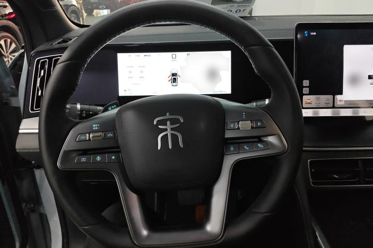 Used BYD Song L DM-i 2025 Intelligent Driving Version 112 km Leading Trim Steering Wheel