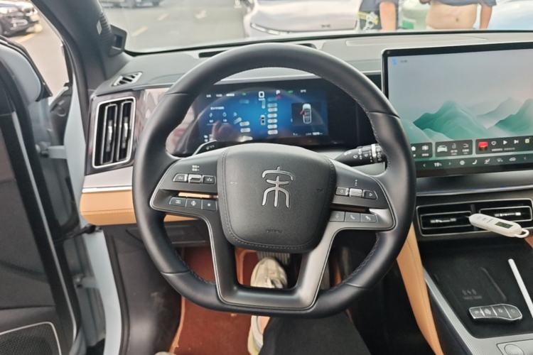 Used BYD Song L DM-i 2025 Intelligent Driving Version 160 km Excellence Edition Steering Wheel