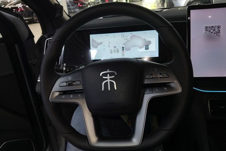 Used BYD Song L DM-i 2025 Intelligent Driving Version 160 km Beyond-Range Type Steering Wheel